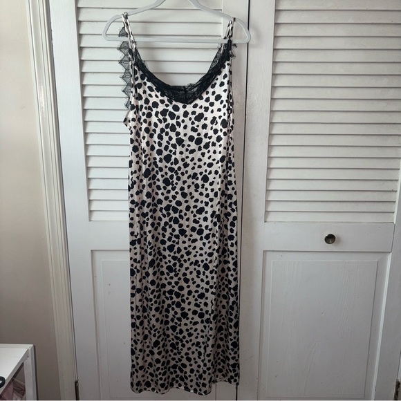 NWT Anthropologie V-Neck Open-Back Slip Midi Dress Lace Animal Print Medium - Picture 2 of 5